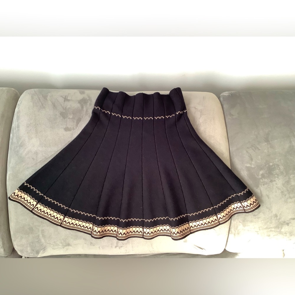 Cute stretchy comfy skirt 🌷🌷🌷